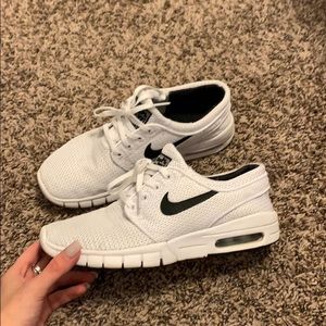 Barely worn Nike Stefan Janoski sneakers